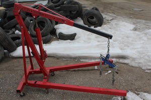 Engine hoist