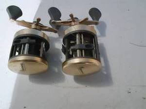 lot 50 image: 2 Fishing reels