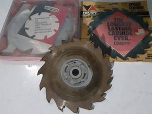lot 72 image: 3 saw blades