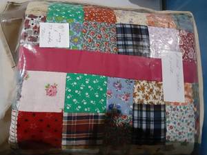 lot 77 image: Handmade quilt