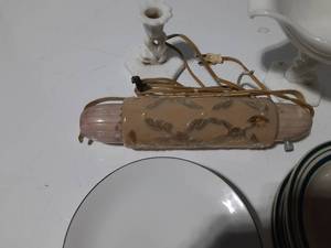 lot 211 image: McCoy dish, plates, milk glass, vintage light