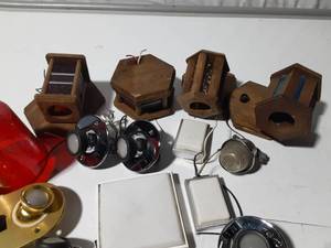 lot 230 image: Lights fixtures