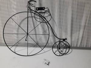lot 236 image: Bicycle wall or garden planter