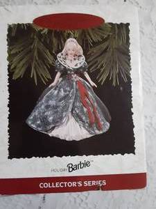lot 190 image: 1995 Hallmark barbie ornament