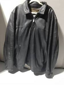 lot 171 image: Leather jacket w zip-out liner