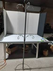 lot 161 image: Display rack