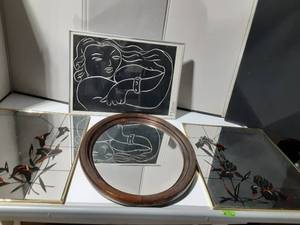 lot 156 image: 3 mirrors and a picture