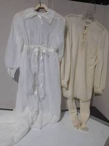 lot 179 image: vintage pajamas and robe