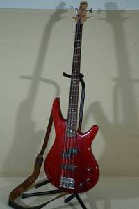 lot 1 image: Ibanez Gio GSR190 4 String Electric Bass Guitar