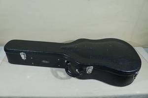 lot 9 image: Access Hard Shell Acoustic Guitar Case