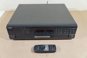 lot 16 image: Technics SL-PD9 Home CD Changer