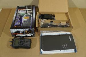 lot 34 image: Uniden Bearcat Trunk Tracker BC246T Handheld Compact Scanner