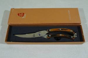 lot 66 image: Tuo Cutlery Fiery Phoenix Kitchen Scissors