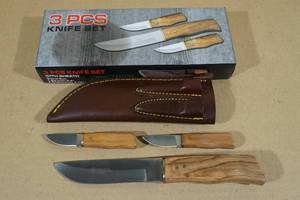 lot 83 image: Handmade 3 Piece Stainless Steel Knife Set with Sheath