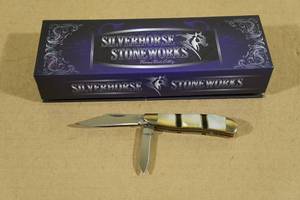 lot 84 image: Silverhorse Stoneworks 2 Blade Mother of Pearl Handle Folding Pocket Knife