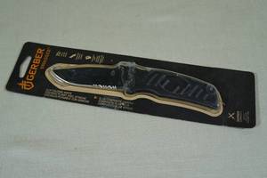 lot 95 image: Gerber Swagger Folding Pocket Knife