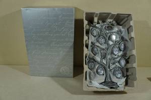 lot 123 image: NEW Things Remembered Grandkid Photo Family Tree