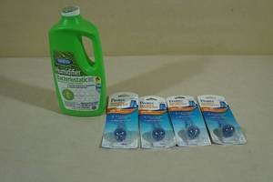 lot 217 image: BestAir Humidifier Cleaner and Protec Cleaning Balls