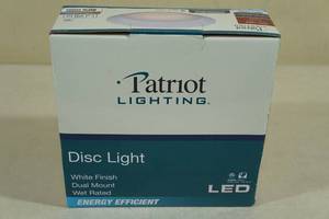 lot 220 image: Patriot Lighting 7-12 LED Disc Light