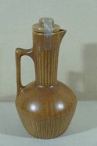 lot 252 image: Maple Leaf Tall Pitcher