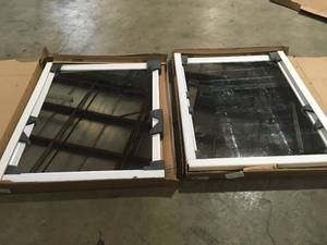 Lot of Home Decor Mirrors, Open Boxes, Review all pictures