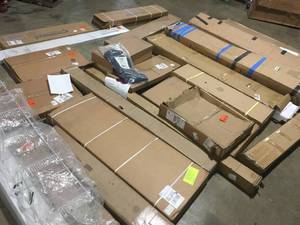 Mix Lot of Houseware Decor Items, Storage, Customer returns, Review all pictures