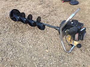 Magnum 3 Plus Gas ICE Auger
