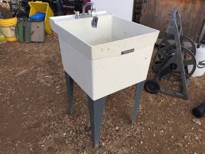 LaundryShop Sink