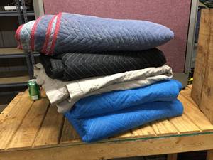 5 Padded Packing Blankets