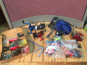 Fishing Reel - Jigs - Accessories