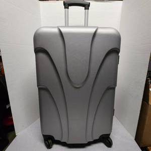 Silver Suitcase - (need more Info)