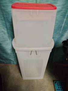 Rubbermaid Wrap Craft, Plastic Storage Container for Wrapping Paper and Craft Supplies #2