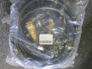 lot 107 image: 8 new 12ft propane hoses with fitti...