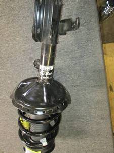 lot 135 image: kyb strut plus sr4525...