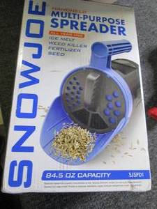 lot 153 image: box of gardening misc please see pi...