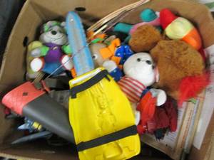 lot 221 image: Box of childrens items ...