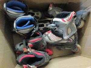 lot 224 image: 3 sets of roller blades for kids ...