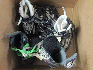 lot 225 image: 3 sets of kids ice skates sizes 1 a...