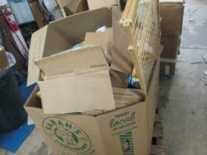 lot 246 image: pallet of misc items sold not picke...