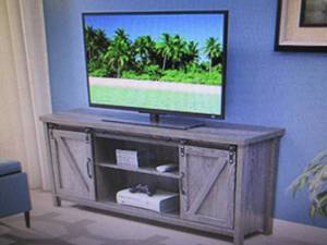 lot 91 image: Convenience Concepts Blake Barn Doo...