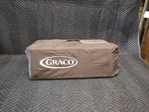 Graco pack and play