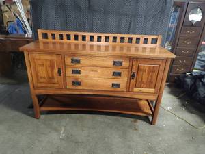 Beautiful Richardson Brothers Sideboard with Drawers and Cabinets
