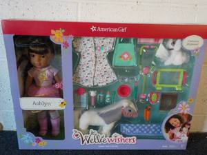 American Girl Doll Set- Ashlyn Well...
