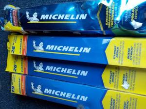 4 Michelin Windshield Wipes...