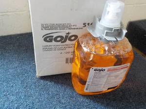 4 - 42 oz GOJO Luxury Foam Antibact...