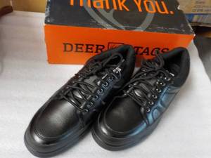 Deer Stags Black size 10.5M Mens S...