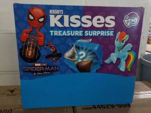 2 - 80 Ct Boxes Hershey Kisses Surp...