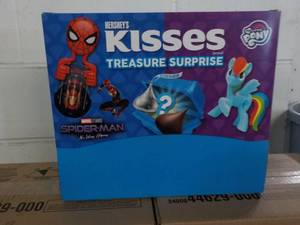 2 - 80 Ct Boxes Hershey Kisses Surp...
