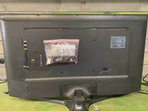 lot 977 image: UN40J5200AFXZA J5200 Series LED Smart TV with Full HD 1080P, Wide Color Enhancer
