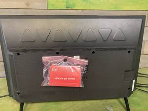 lot 982 image: 32S327 TCL - 32 Class 3-Series LED Full HD Smart Roku TV